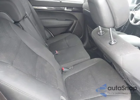 2015 Kia Sorento Lx from USA, damaged, VIN 5XYKTDA64FG568880